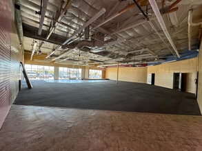 3007 Highland Ave, National City, CA to rent Interior Photo- Image 2 of 2