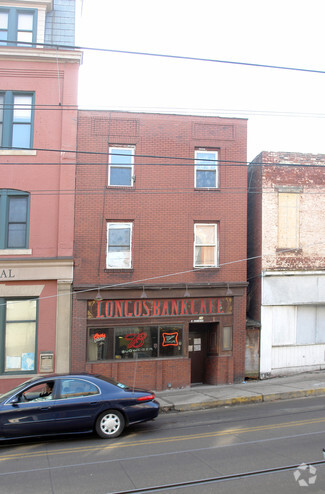 More details for 826 E Warrington Ave, Pittsburgh, PA - Retail for Rent