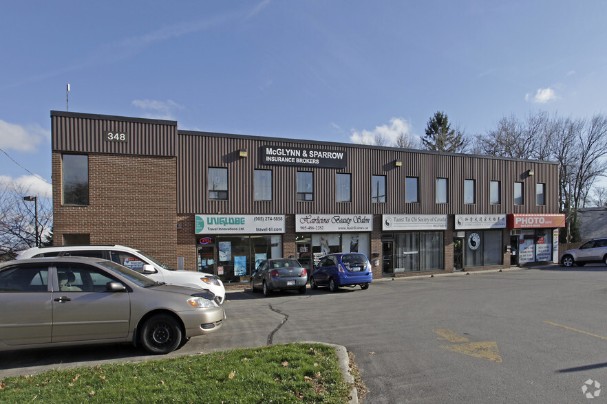 348 Lakeshore Rd E, Mississauga, ON for rent - Building Photo - Image 2 of 6