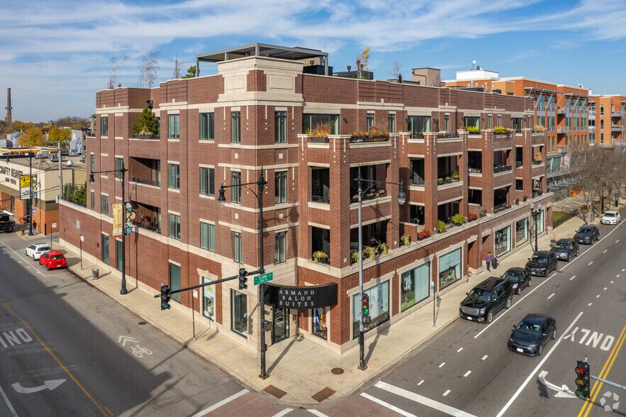 4800-4806 N Clark St, Chicago, IL for rent - Primary Photo - Image 1 of 6