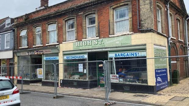 144-145 High St, Lowestoft for sale - Building Photo - Image 2 of 12