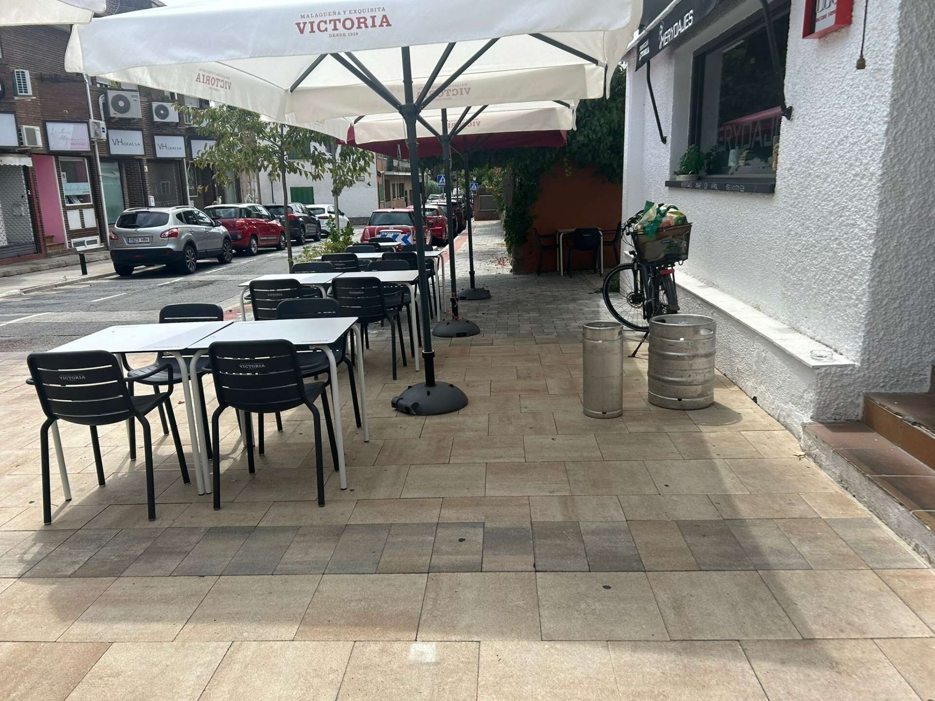 Retail in Torrelodones, Madrid to rent Building Photo- Image 1 of 18