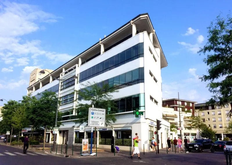 21 Avenue De Colmar, Rueil-Malmaison to rent - Building Photo - Image 2 of 14