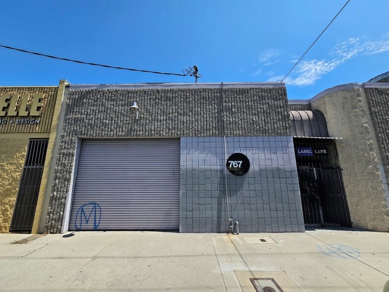 767 E 14th Pl, Los Angeles, CA for sale - Building Photo - Image 1 of 15