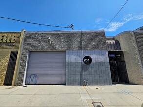 767 E 14th Pl, Los Angeles, CA for sale Building Photo- Image 1 of 16