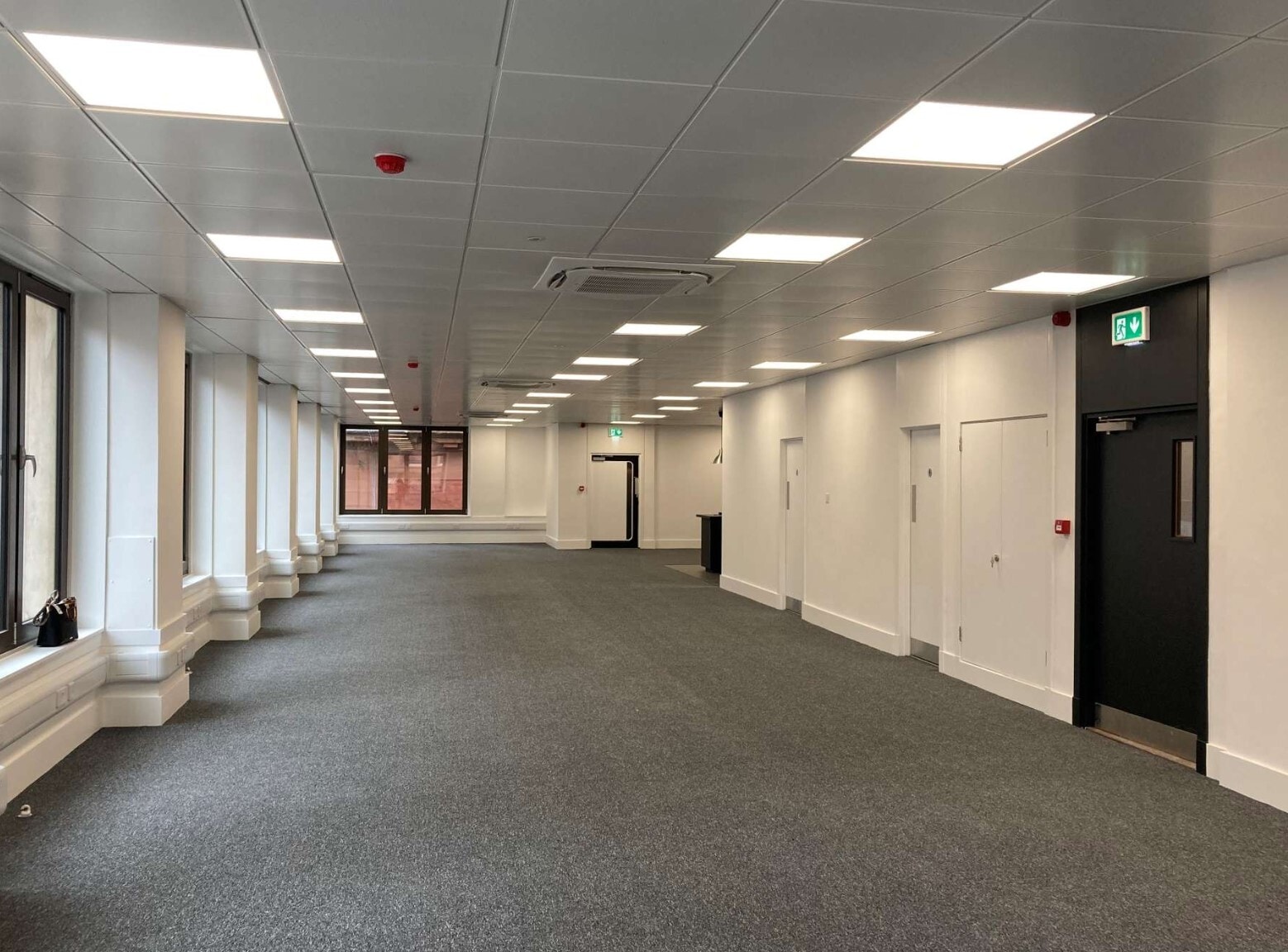 118-120 Bath St, Glasgow to rent Interior Photo- Image 1 of 5