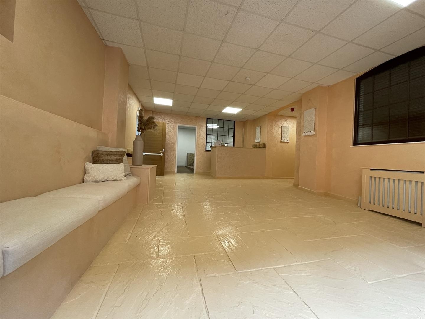 Beetwell St, Chesterfield to rent Interior Photo- Image 1 of 10