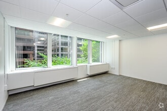 1901 Pennsylvania Ave NW, Washington, DC to rent Building Photo- Image 2 of 4