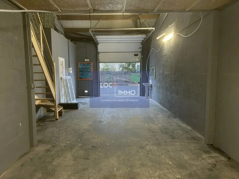 Light Industrial in Gradignan to rent - Building Photo - Image 3 of 11