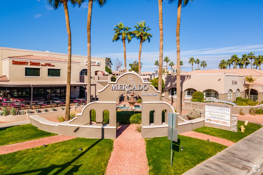 8220 N Hayden Rd, Scottsdale, AZ to rent - Building Photo - Image 3 of 23