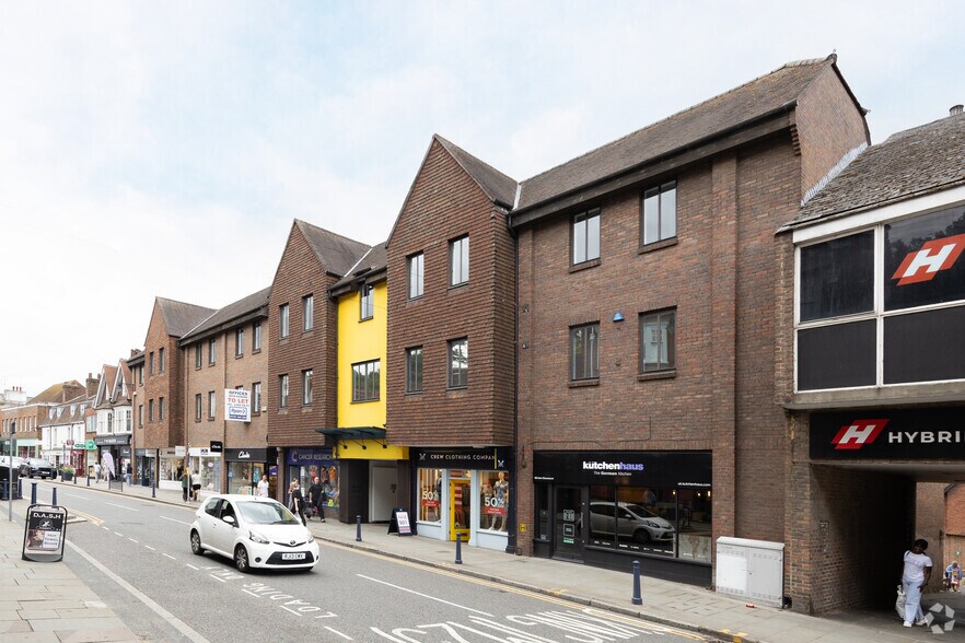 45-51A High St, Reigate to rent - Primary Photo - Image 1 of 8