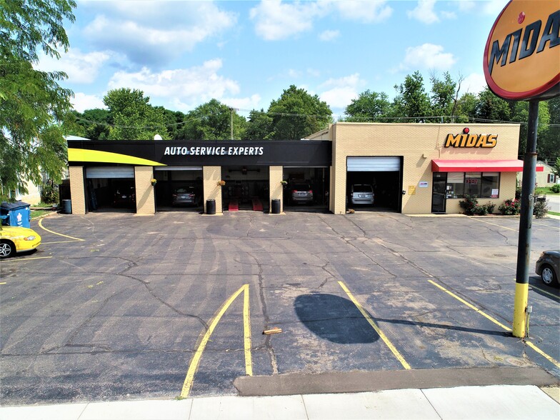 591 S Lapeer Rd, Lake Orion, MI for sale - Building Photo - Image 1 of 4