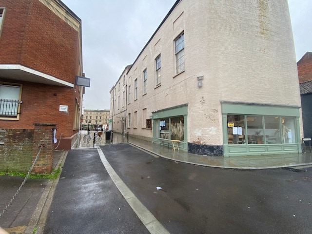 1 Clare St, Bridgwater to rent Primary Photo- Image 1 of 7