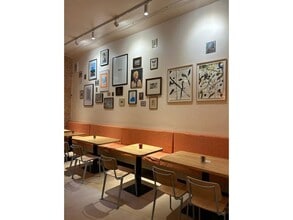 Retail in Barcelona, Barcelona to rent Interior Photo- Image 2 of 3