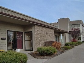 4,000 SF medical space available - Commercial Property