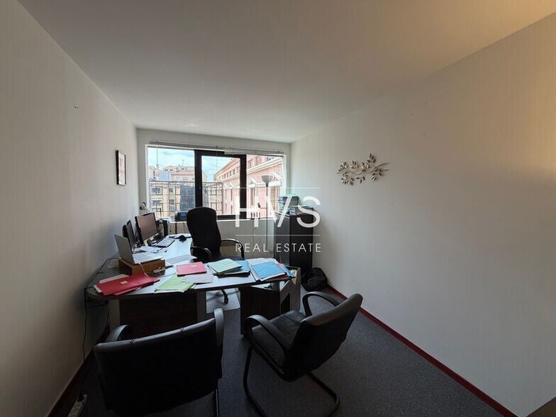 8 Rue Condorcet, Aix-en-Provence for sale - Interior Photo - Image 2 of 6