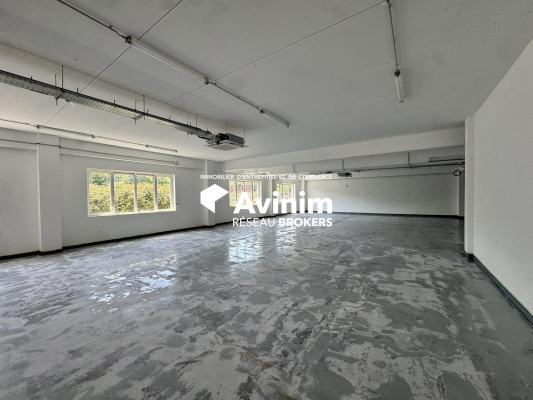 Industrial in Gennevilliers to rent Interior Photo- Image 1 of 8
