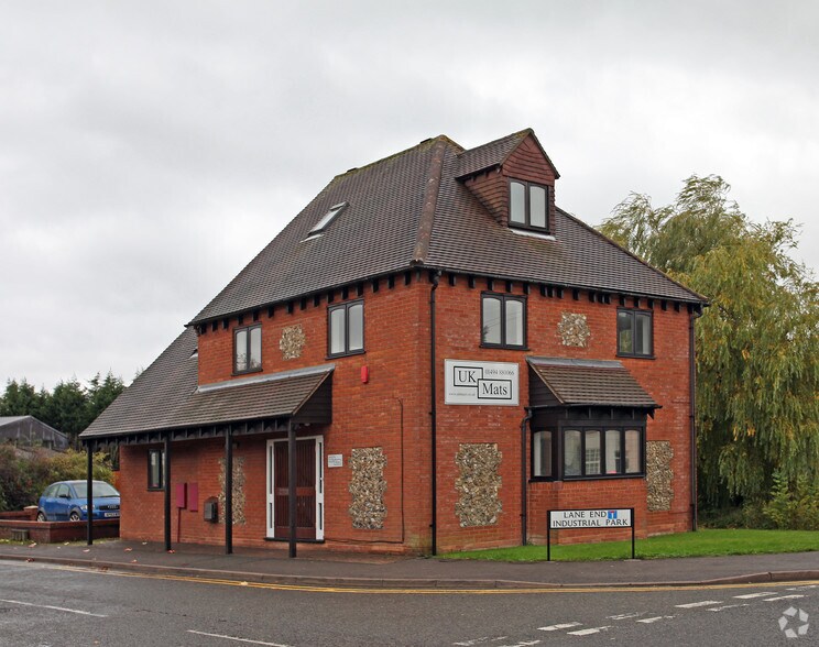 High St, Lane End for sale - Primary Photo - Image 1 of 1