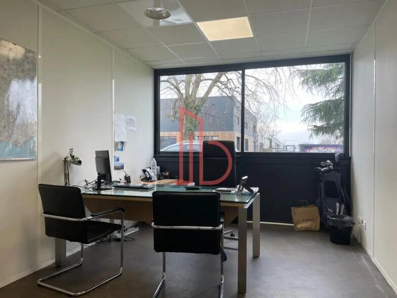 Office in Bordeaux to rent - Interior Photo - Image 3 of 4