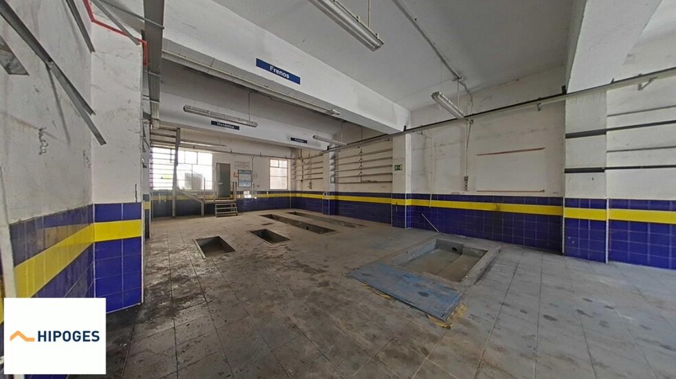 Calle Cuatro Caminos, Jadraque, Guadalajara for sale - Building Photo - Image 3 of 3