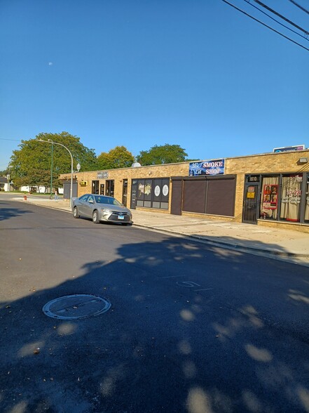 8625 S Stony Island Ave, Chicago, IL for sale - Building Photo - Image 3 of 18