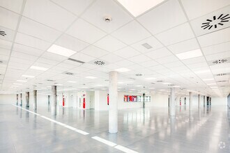 Calle Marie Curie, 9, Rivas-Vaciamadrid, Madrid to rent Interior Photo- Image 1 of 6