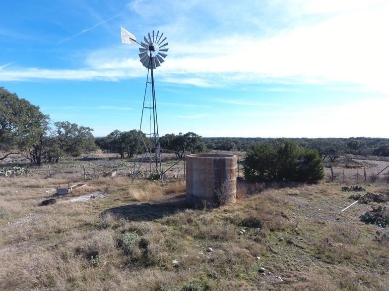 438 Acres In Kimble County Tx, Junction, TX for sale - Building Photo - Image 1 of 1