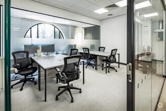 33-34 Winckley Sq, Preston to rent Interior Photo- Image 1 of 3