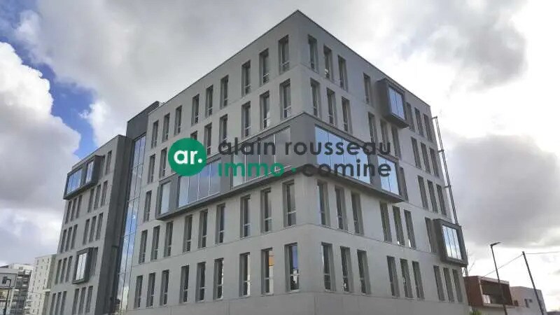 Vente Bureaux 255 m² - Photo 1