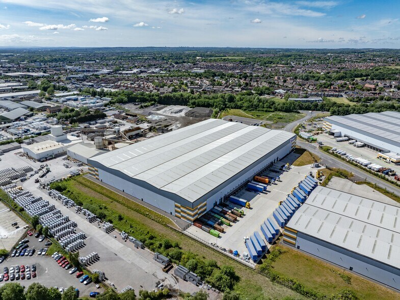 Gorsey Ln, Widnes to rent - Building Photo - Image 2 of 15