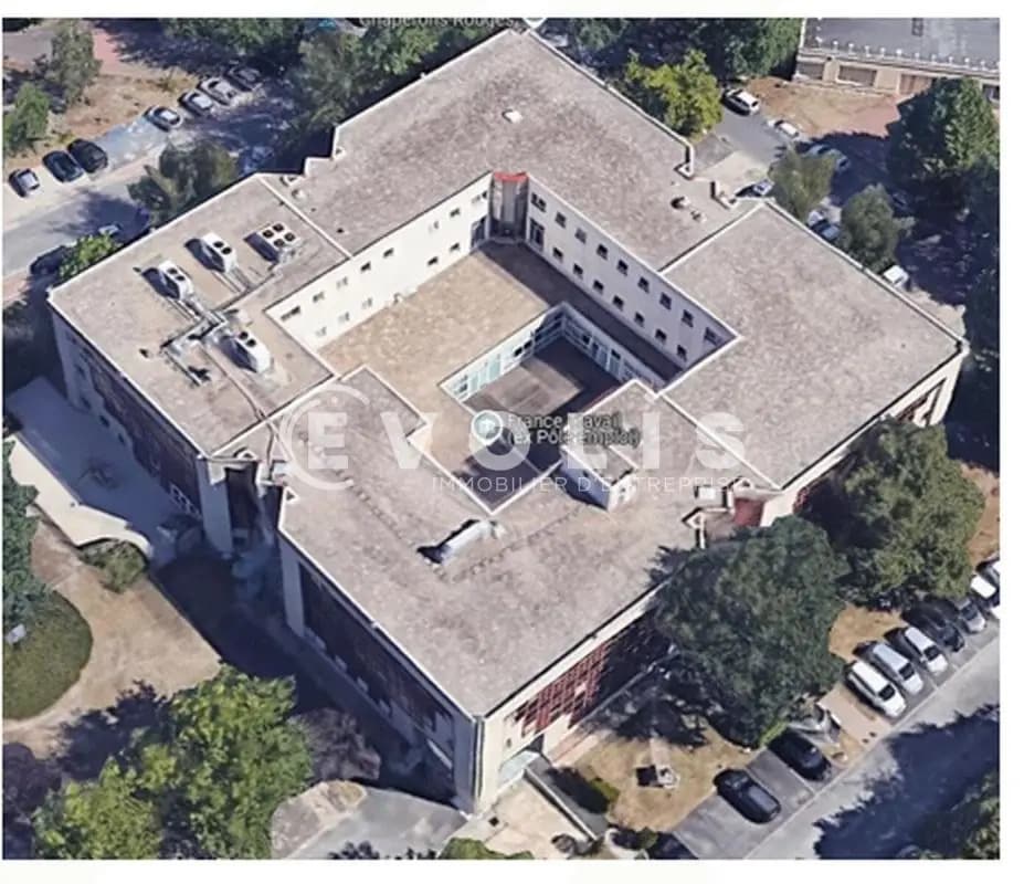 15 Avenue Léonard De Vinci, Pessac to rent Aerial- Image 1 of 4