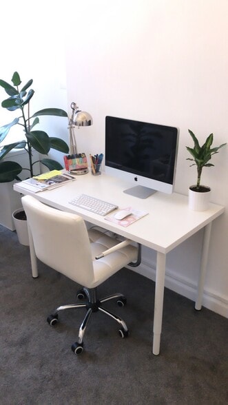 8 High St, Cobham to rent - Interior Photo - Image 3 of 7