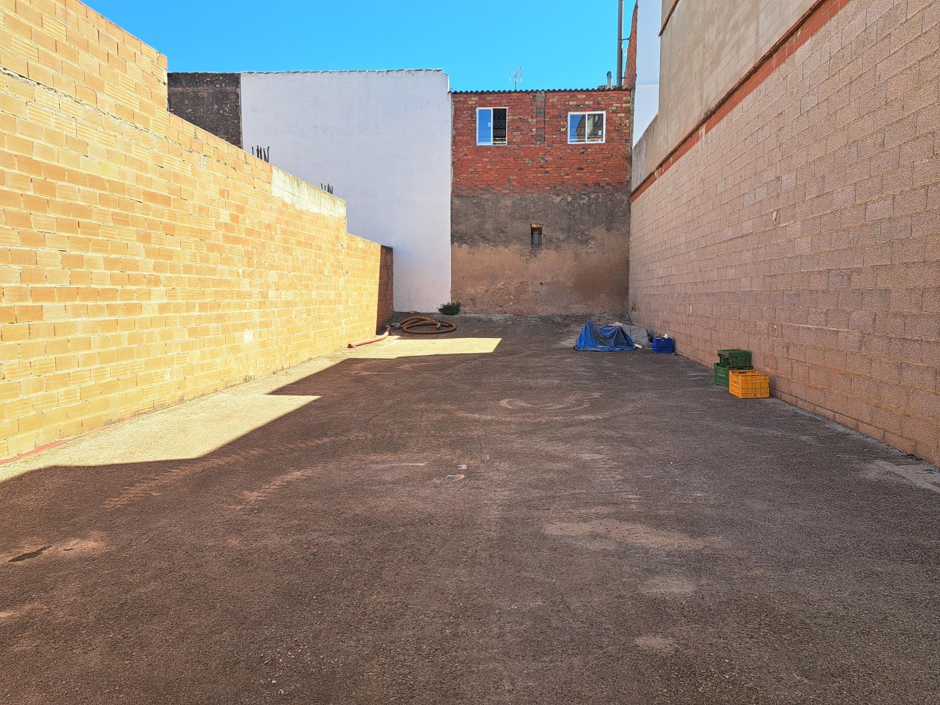Land in Benicull de Xúquer, Valencia for sale Primary Photo- Image 1 of 8
