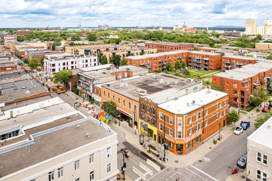 3590-3600 Rue Ontario E, Montréal, QC for rent - Aerial - Image 3 of 6