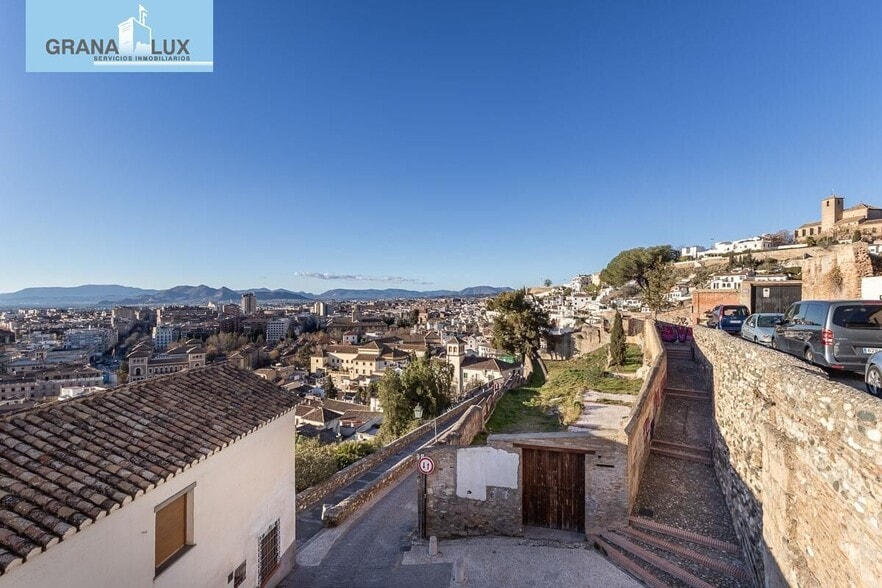 Carril de la Lona, 16, Granada, Granada for sale - Building Photo - Image 2 of 19