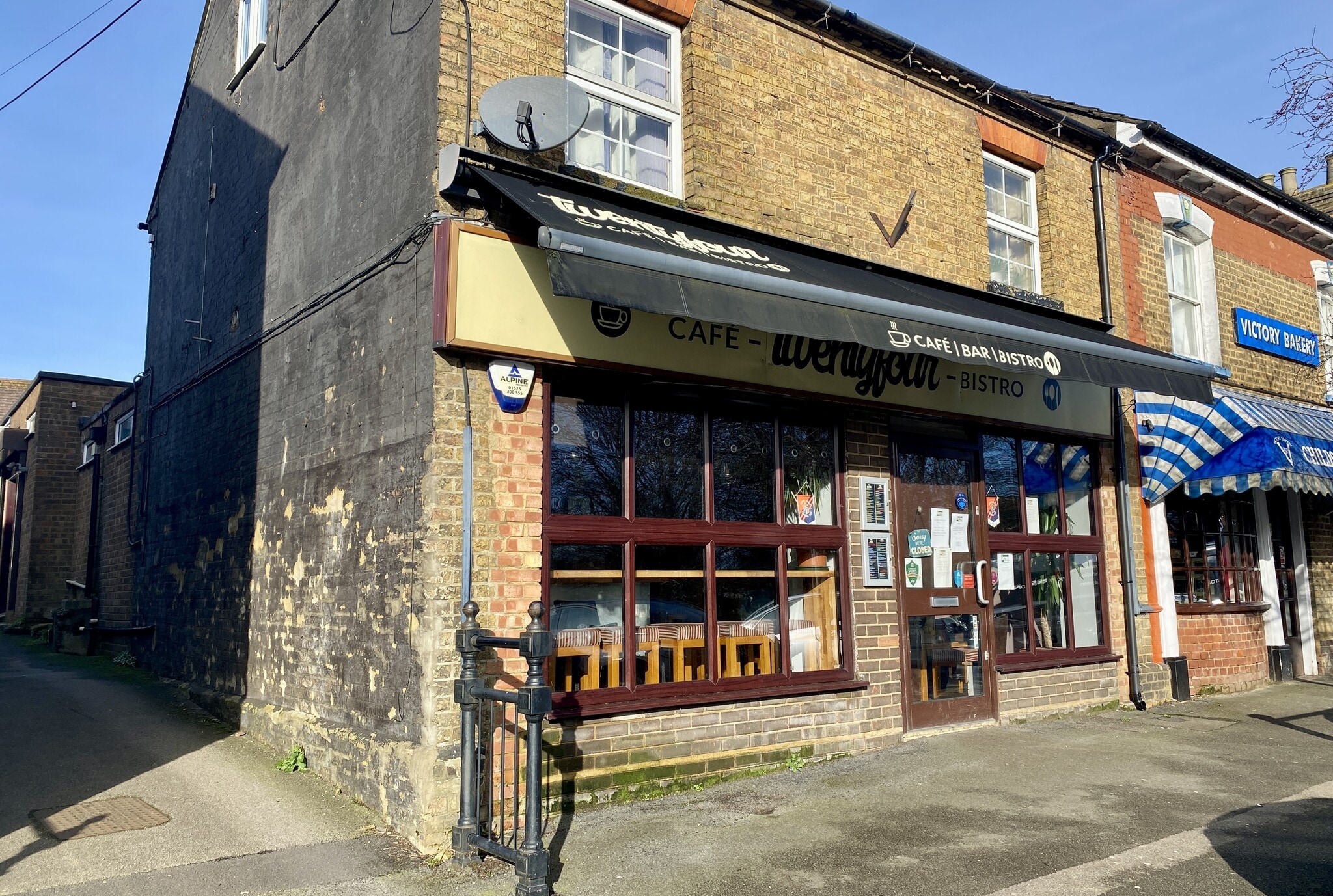 24 High St, Toddington to rent Primary Photo- Image 1 of 2