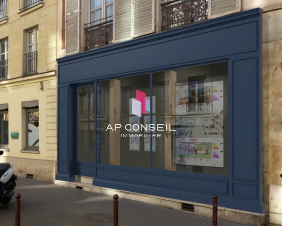 Retail in Versailles for sale Building Photo- Image 1 of 9