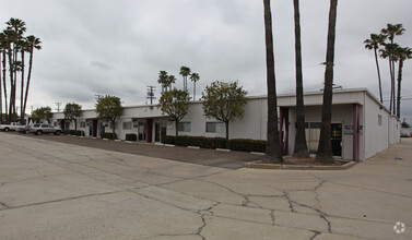 2233-2247 S Grand Ave, Santa Ana, CA for sale Primary Photo- Image 1 of 1