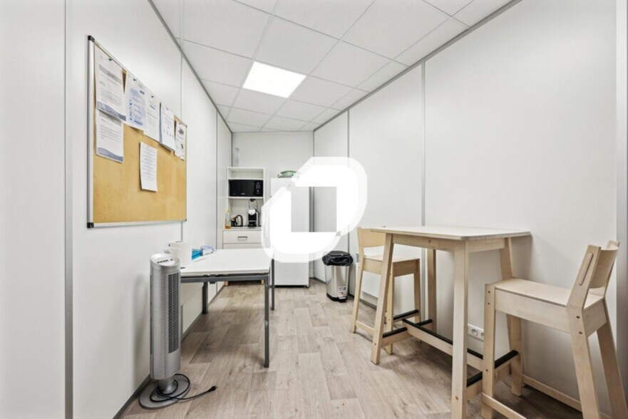 Office in Rosny-sous-Bois for sale - Interior Photo - Image 2 of 14