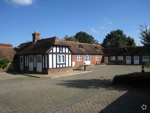 Parvis Rd, West Byfleet for sale Primary Photo- Image 1 of 1