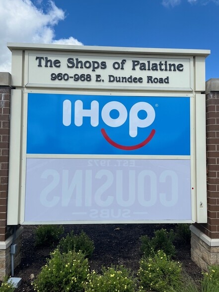 948 E Dundee Rd, Palatine, IL to rent - Building Photo - Image 2 of 5