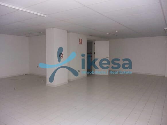 Retail in Huelva, Huelva for sale - Interior Photo - Image 2 of 3