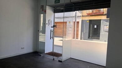 Retail in Terrassa, Barcelona to rent Interior Photo- Image 1 of 10