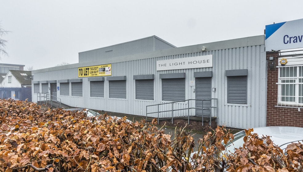 Southmoor Rd, Manchester to rent - Building Photo - Image 2 of 2