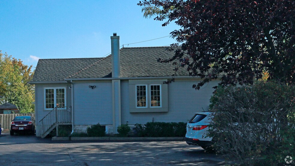 141 Eastchester Ave, St Catharines, ON for sale - Building Photo - Image 3 of 4