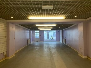 16 Bridge St, Tadcaster to rent Interior Photo- Image 1 of 4