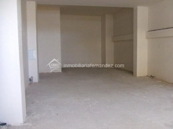 Retail in Cáceres to rent Interior Photo- Image 1 of 5