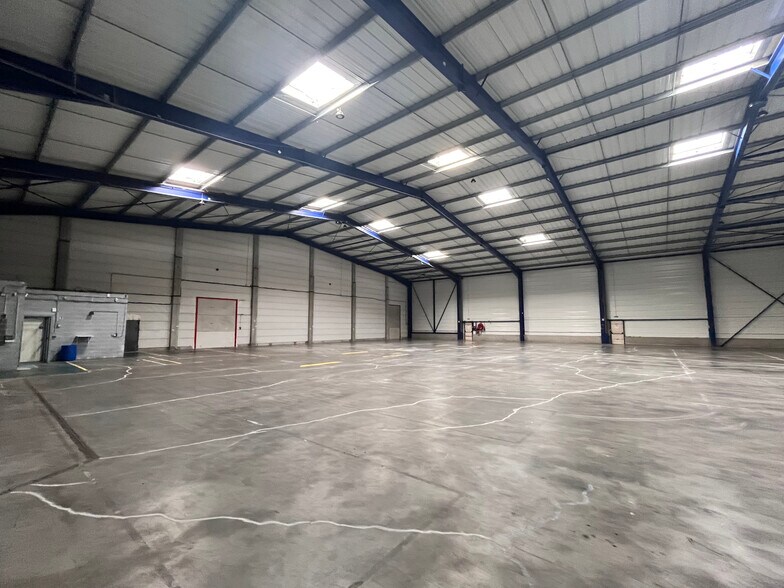 Industrial in Feuchy for sale - Building Photo - Image 2 of 5