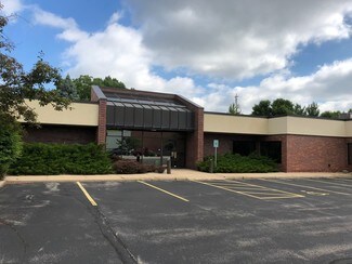 More details for 806 Valley Rd, Menasha, WI - Office for Rent