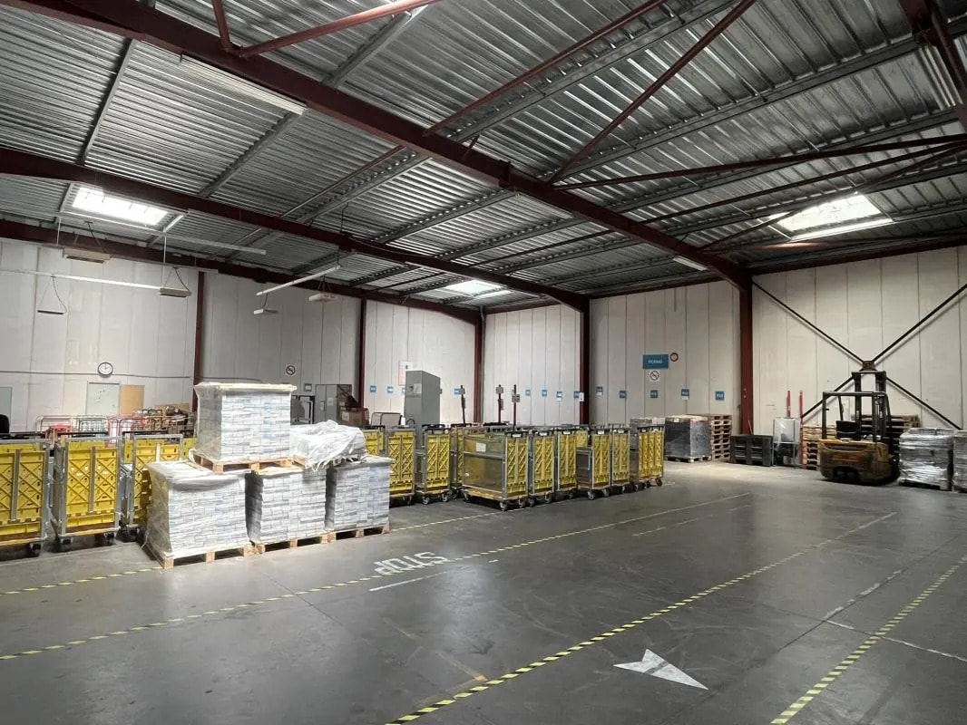 Light Industrial in to rent Interior Photo- Image 1 of 7